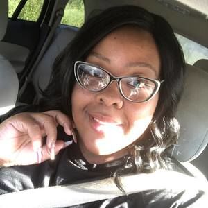 Meet your Posher, Coretta